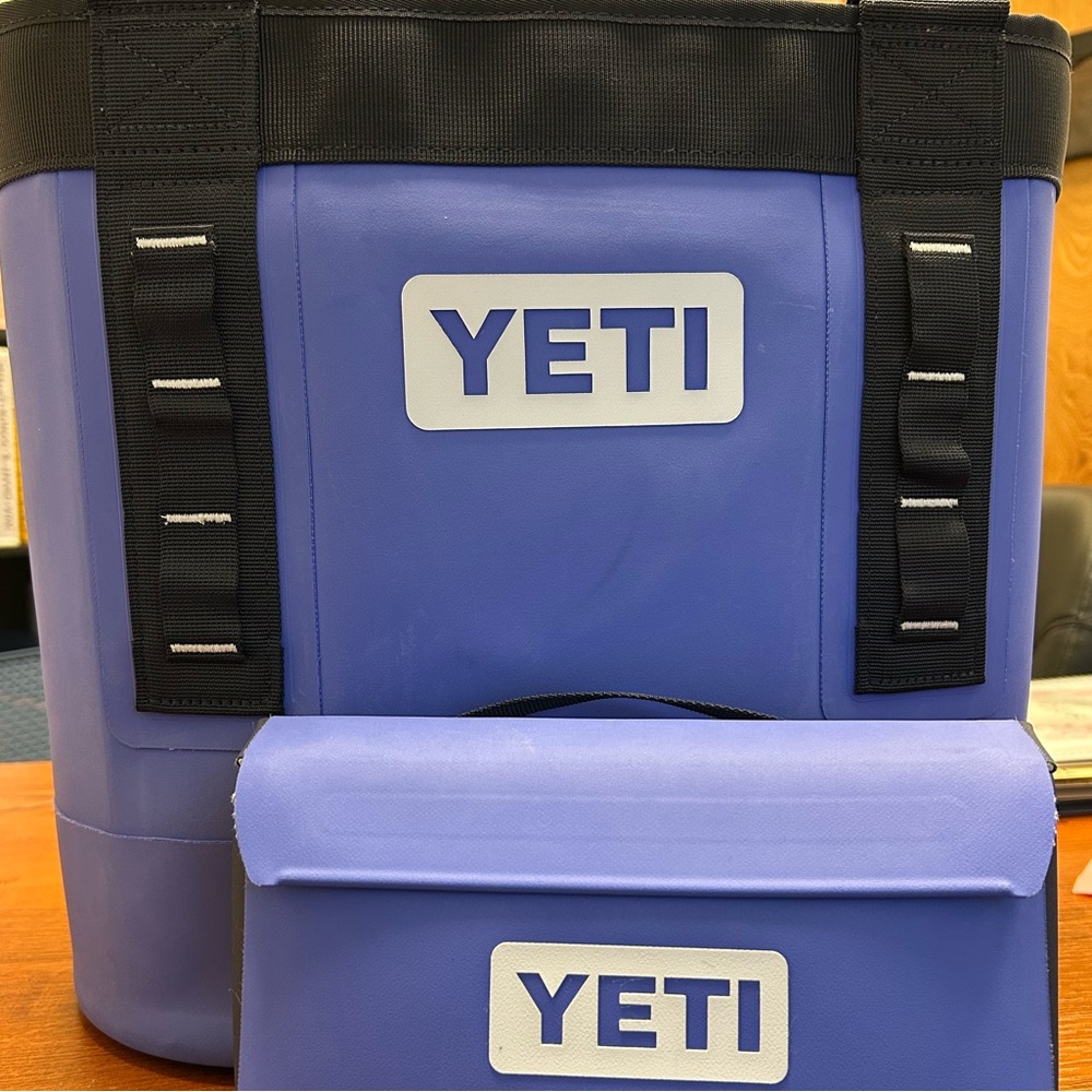 YETI Carryall 20 & Sidekick Ultramarine Violet